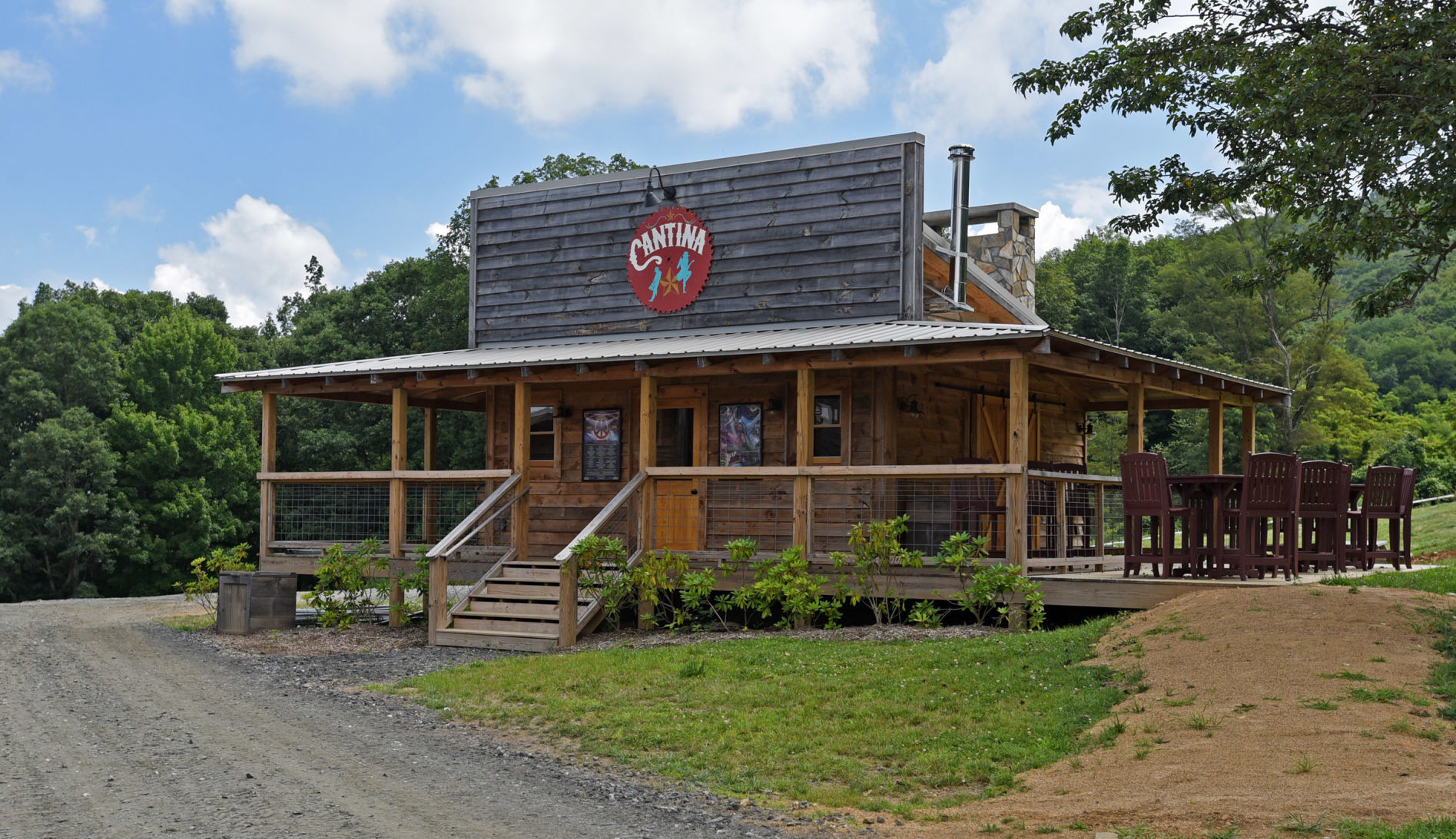 Saloon Studios